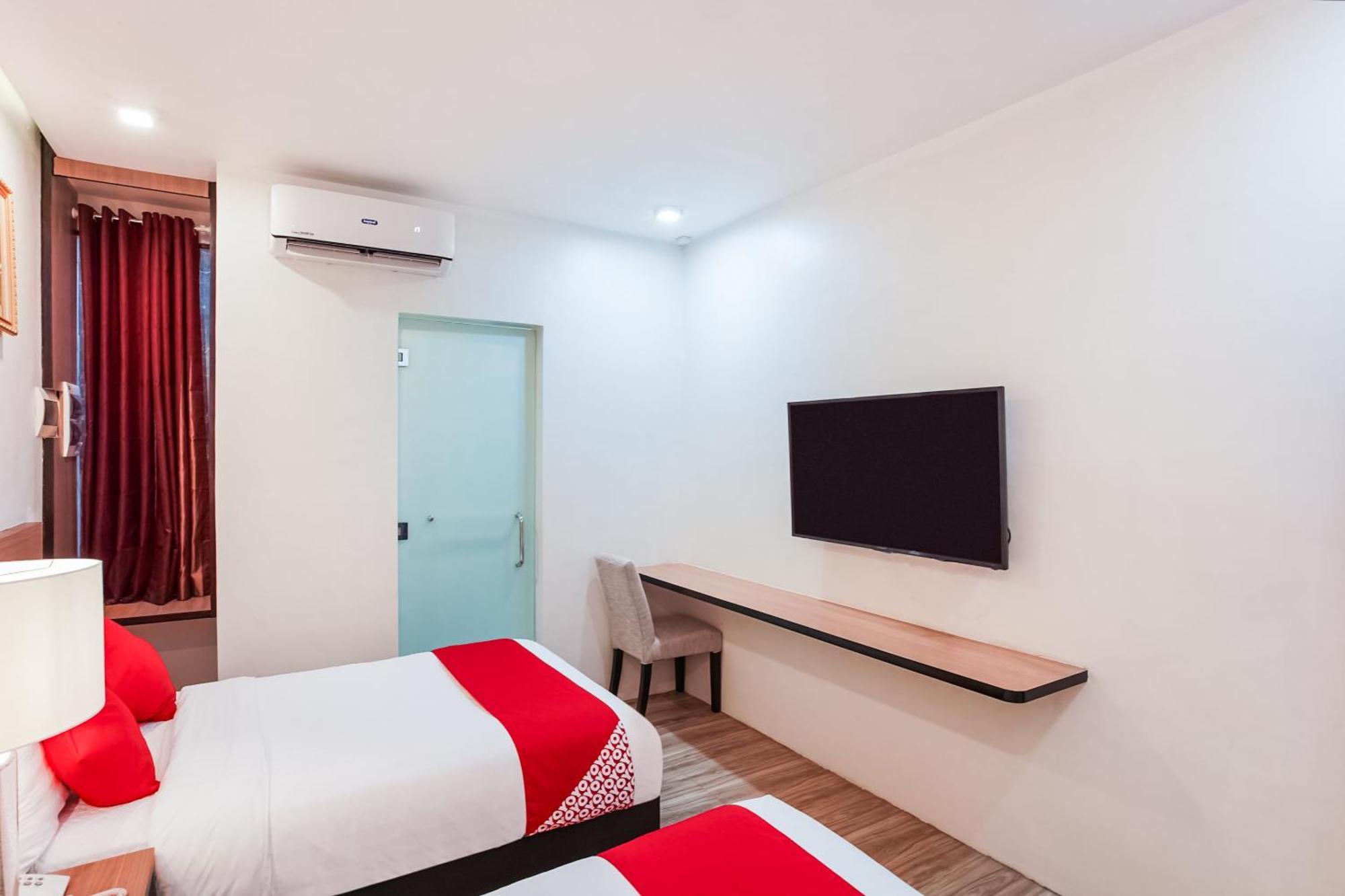 Oyo 489 Casa Mia Hotel Suites General Santos City Экстерьер фото
