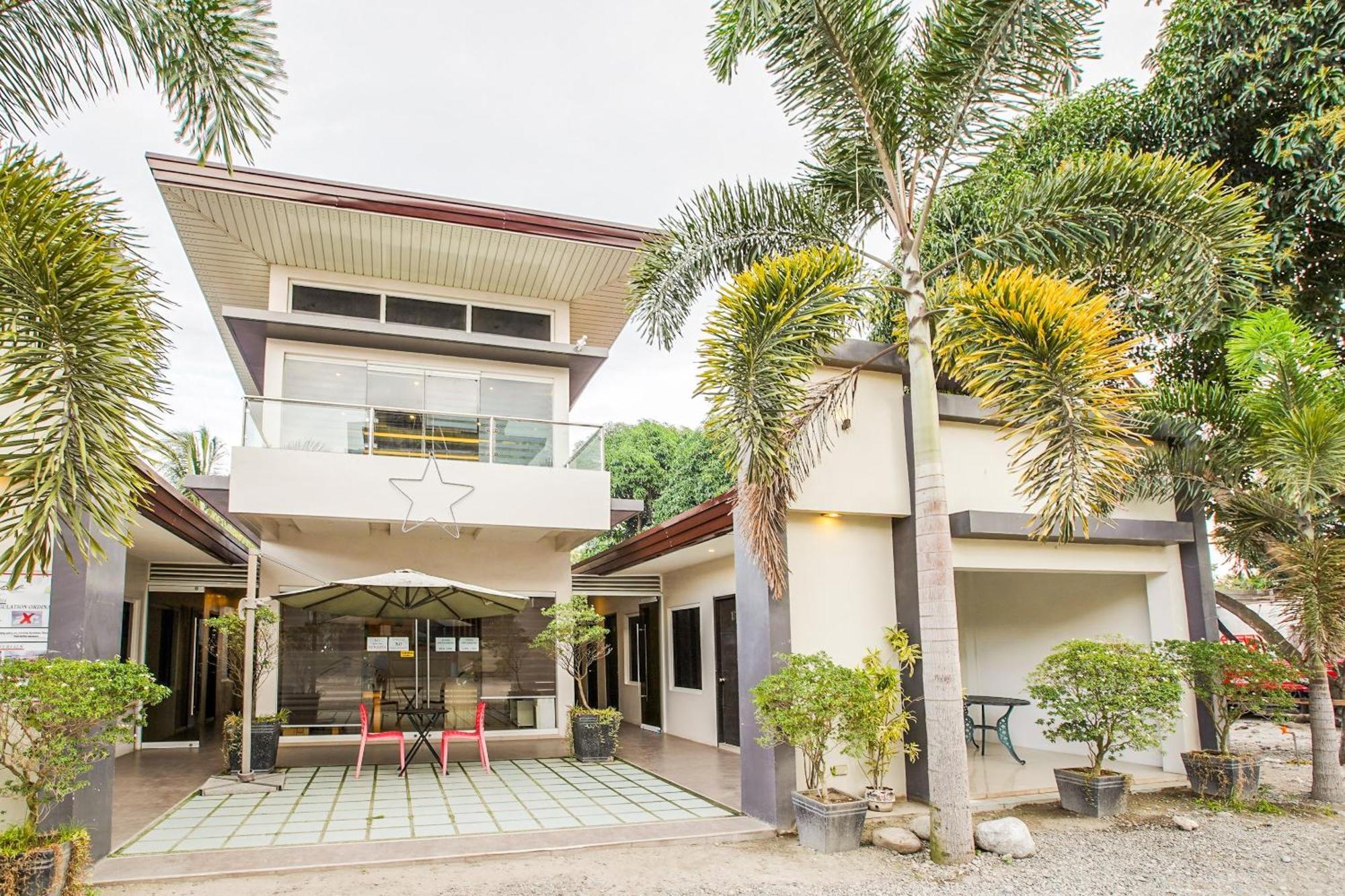 Oyo 489 Casa Mia Hotel Suites General Santos City Экстерьер фото