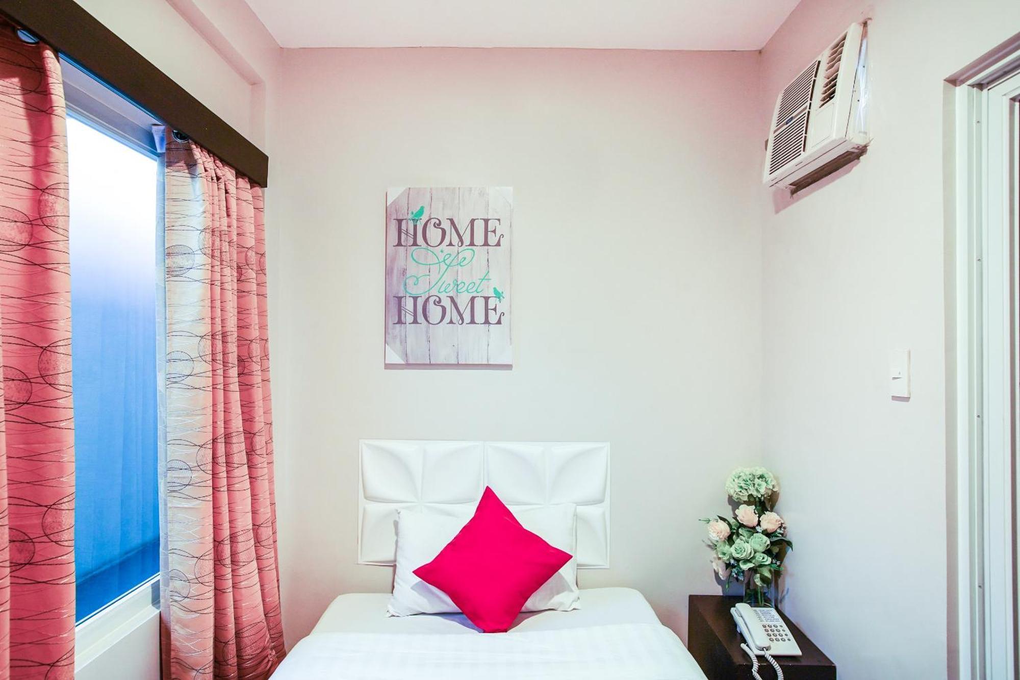 Oyo 489 Casa Mia Hotel Suites General Santos City Экстерьер фото