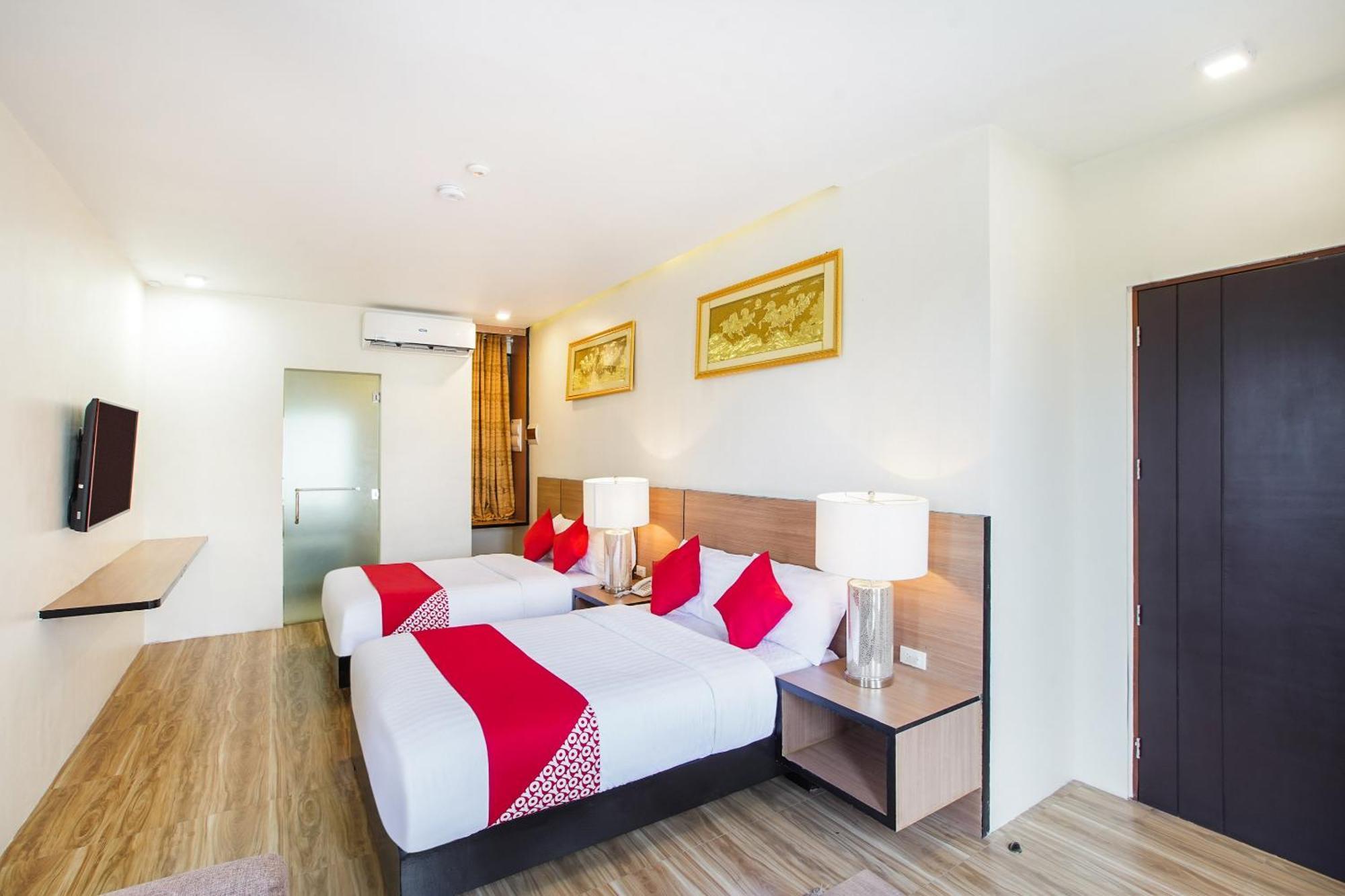 Oyo 489 Casa Mia Hotel Suites General Santos City Экстерьер фото
