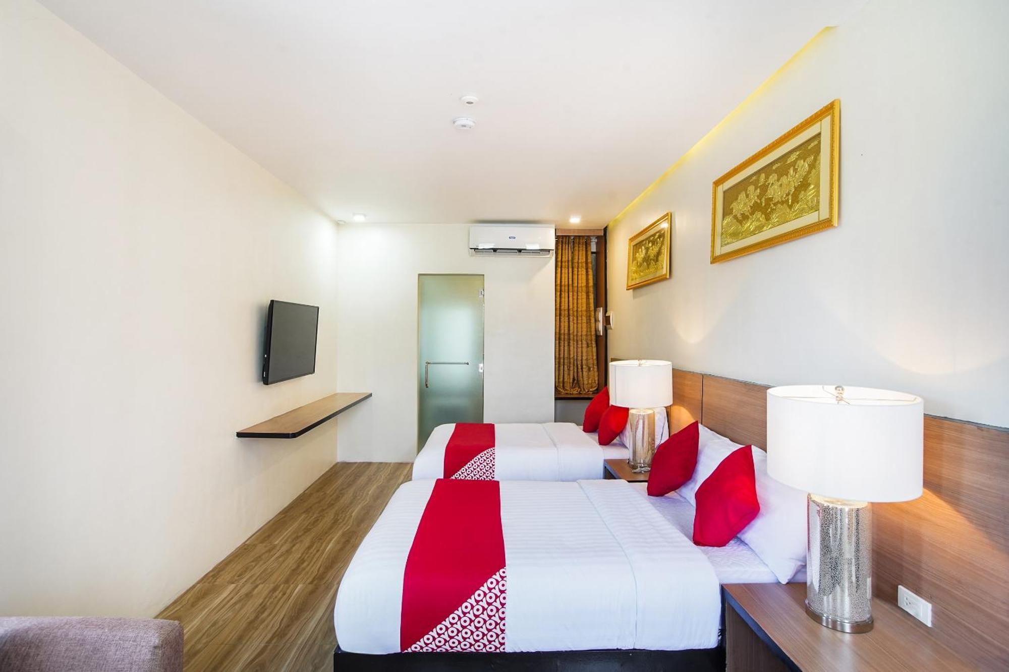 Oyo 489 Casa Mia Hotel Suites General Santos City Экстерьер фото