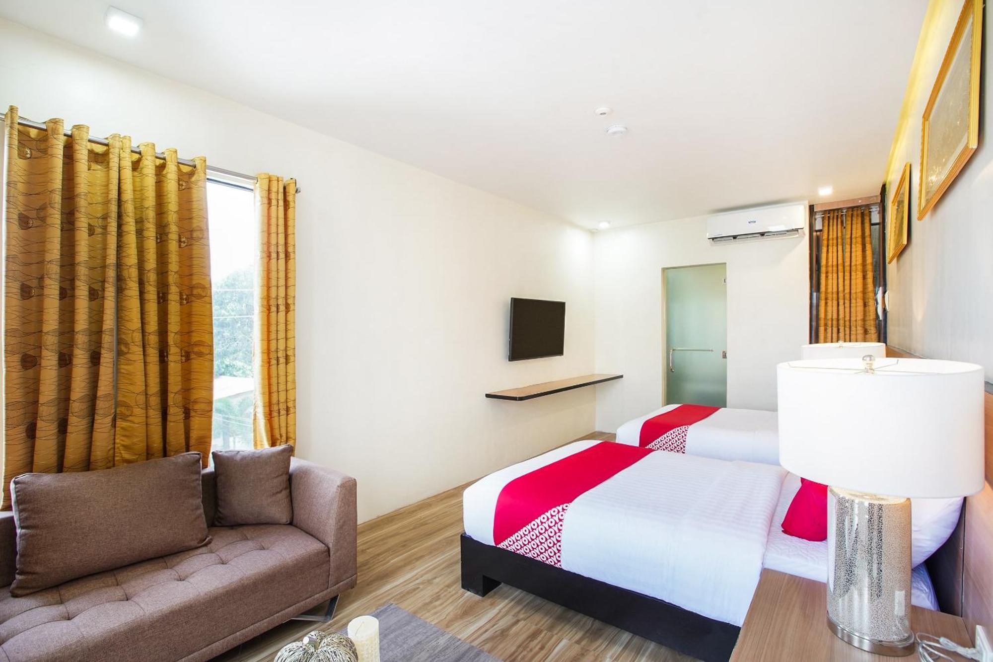 Oyo 489 Casa Mia Hotel Suites General Santos City Экстерьер фото
