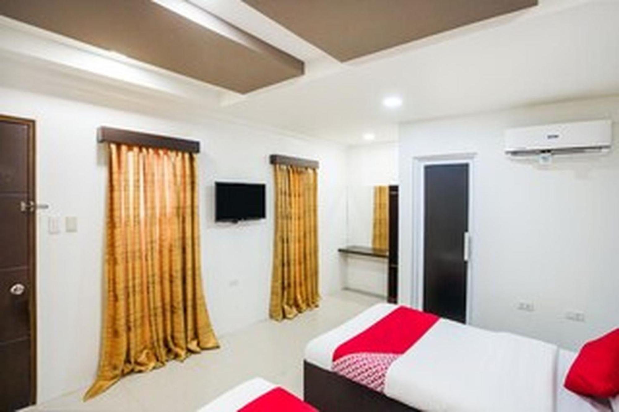 Oyo 489 Casa Mia Hotel Suites General Santos City Экстерьер фото